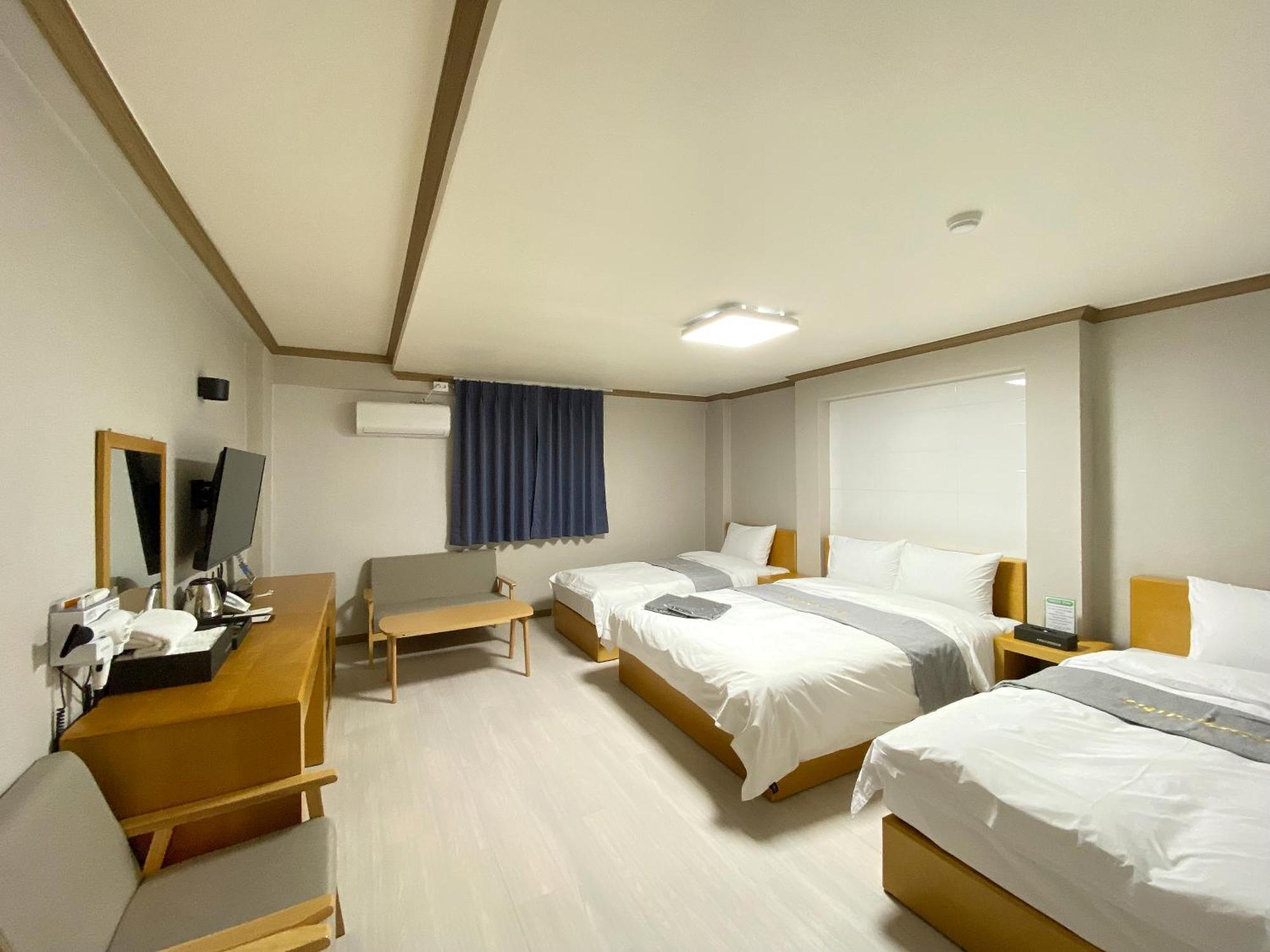 Suanbo Hot Spring Healing Hotel Chungju Buitenkant foto